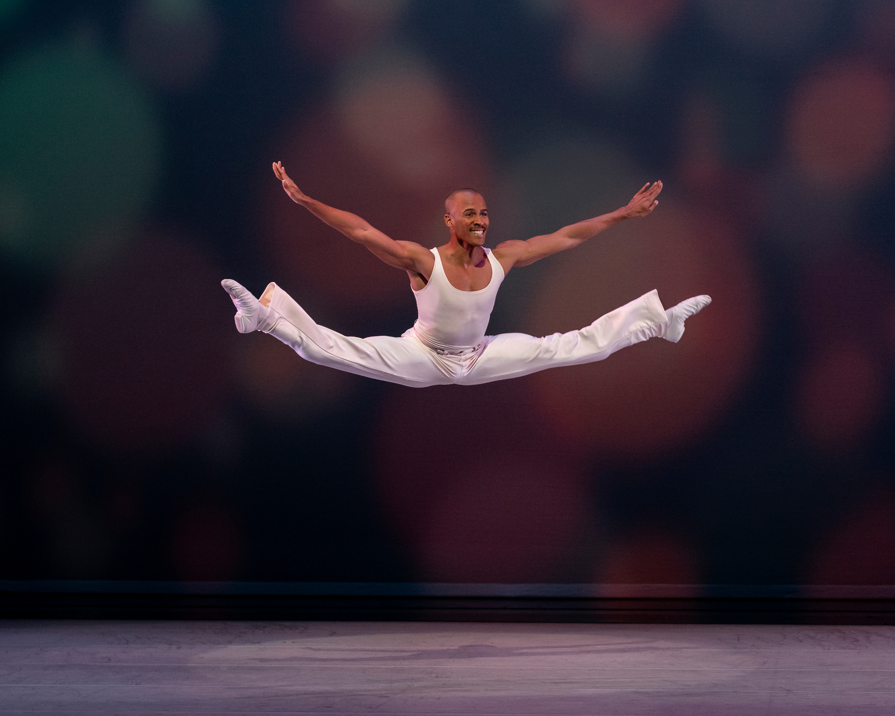 Pas de Duke, Choreographer: Alvin Ailey, Alvin Ailey American Dance Theater, Credit Photo: © Paul Kolnik