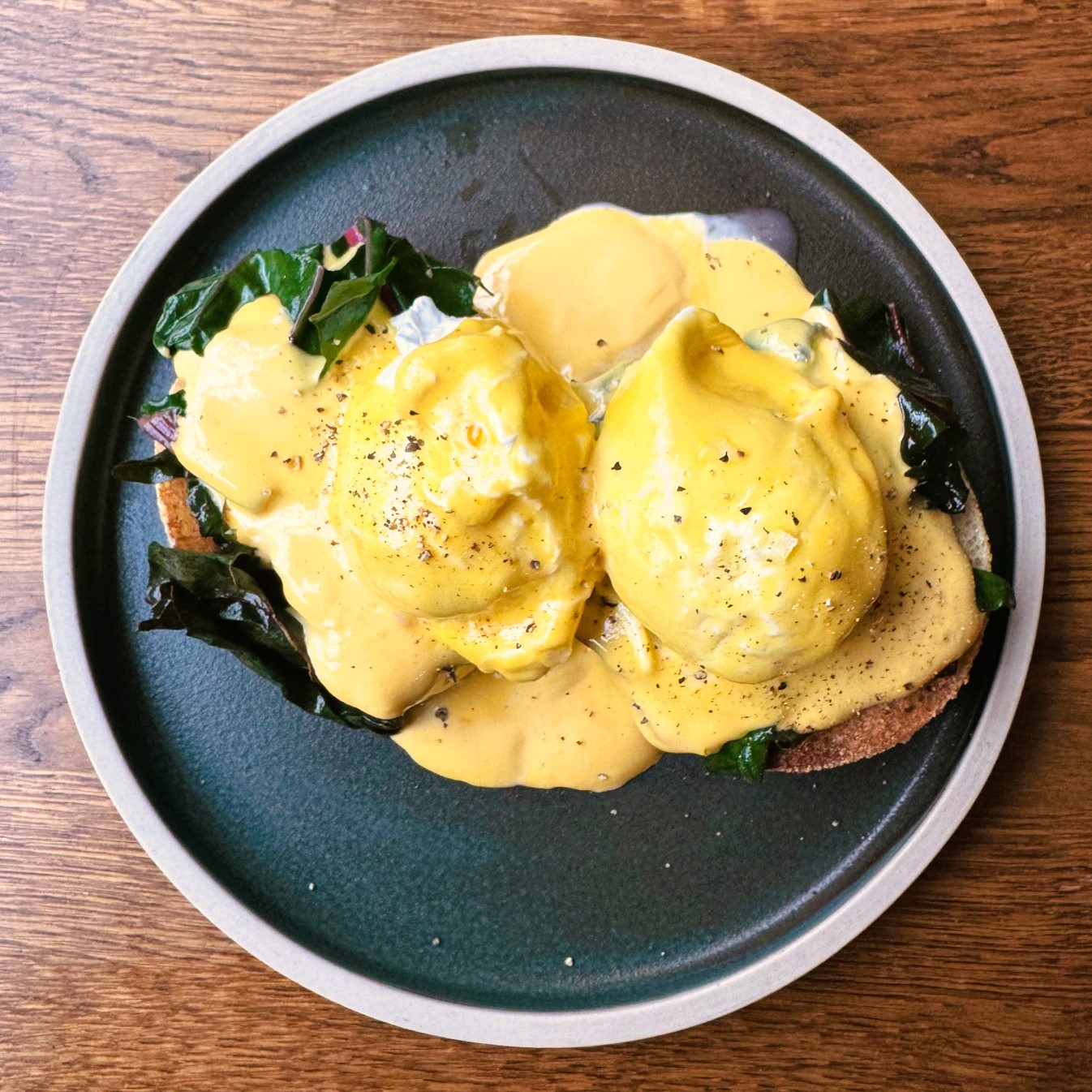 Eggs Florentine for breakfast at the Windmill Clapham Common